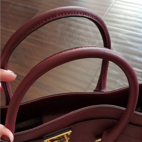 Michael Kors Burgundy Tote with Gold Accents. Like New/No Key - Picture 6 of 8